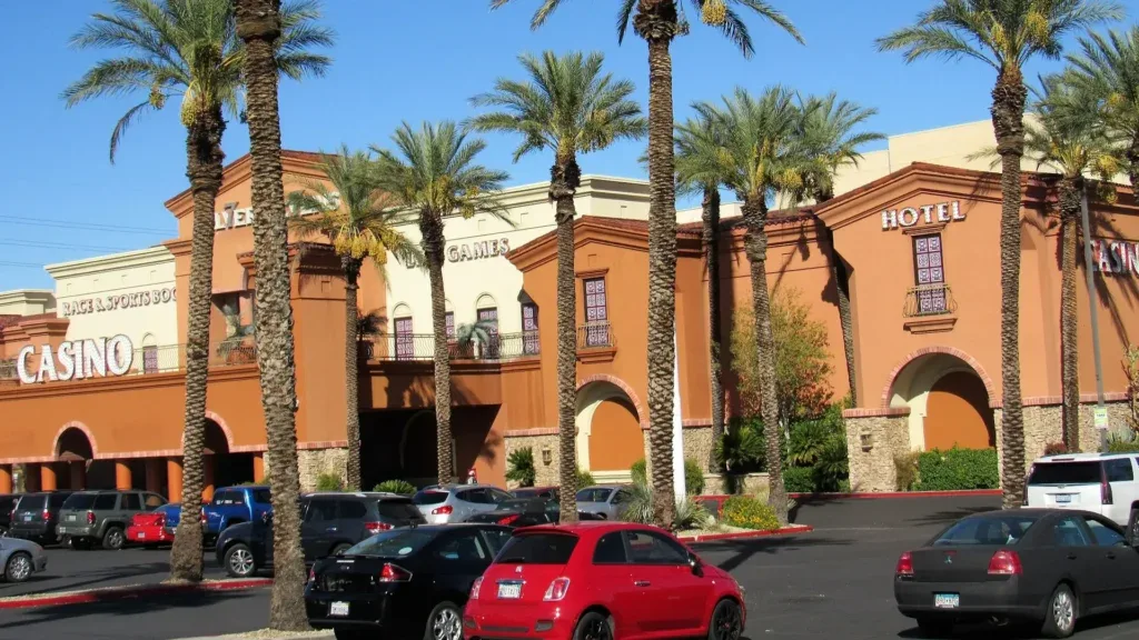 Silver Sevens Hotel entrance and parking lot.