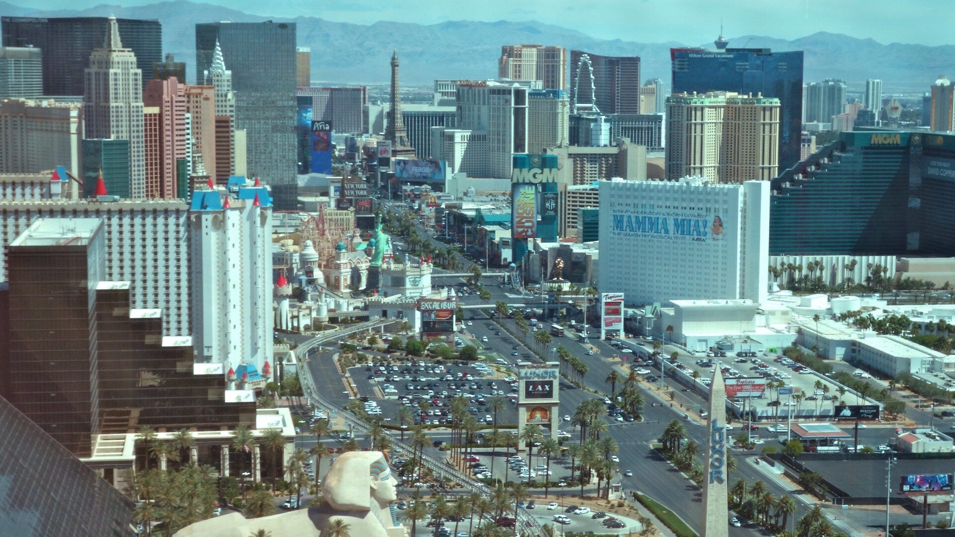 Clear view of the Las Vegas strip.